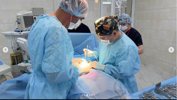 Хирурги областной многопрофильной больницы успешно удалили опухоли в тонкой кишке